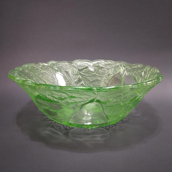 Rare Uranium Glass 9.25" Deep Bowl Vtg Indiana Glass No 601 Avocado Sweet Pear - Picture 4 of 10